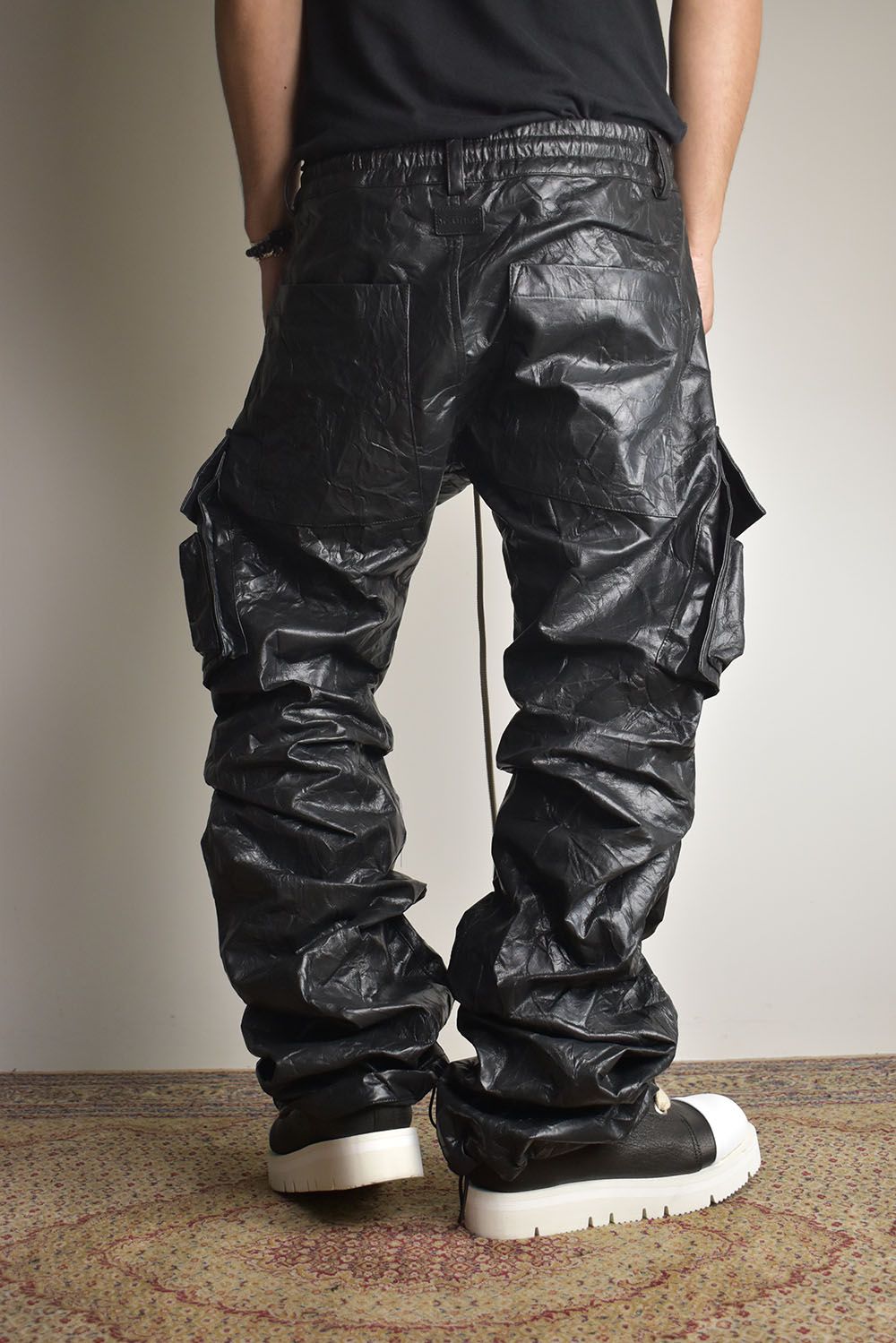 Washer Synthetic Leather Boots Cut Tuck Cargo Pants"Black " / ワッシャーシンセティックレザーブーツカットタックカーゴパンツ"ブラック"