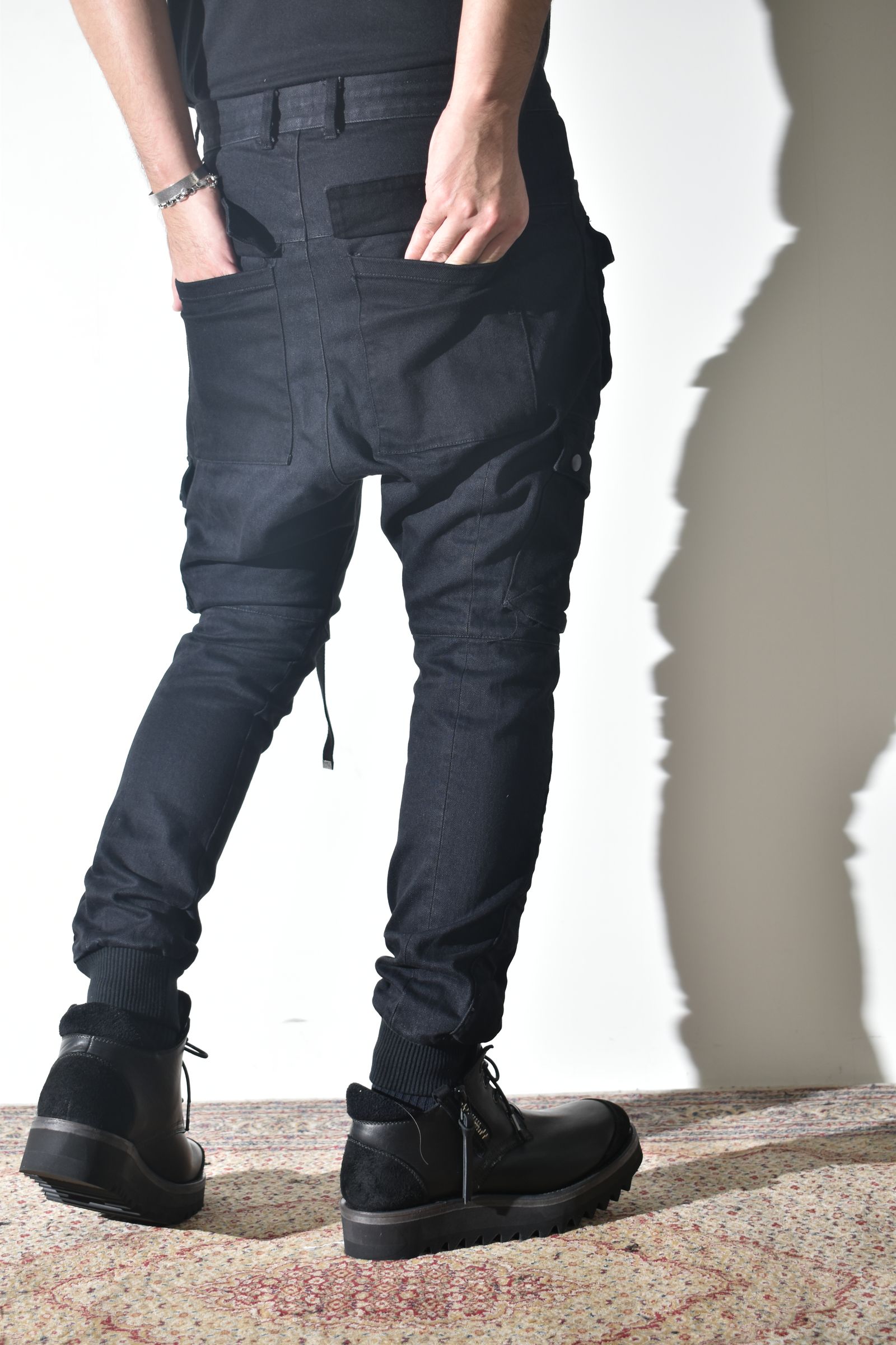Stretch Denim Belt-Adjustable Cargo Jogger Pants"Black" / ストレッチデニムベルトアジャストカーゴジョグパンツ"ブラック"