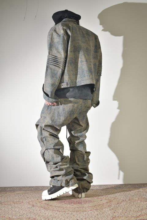 スティールブルーでセットアップ