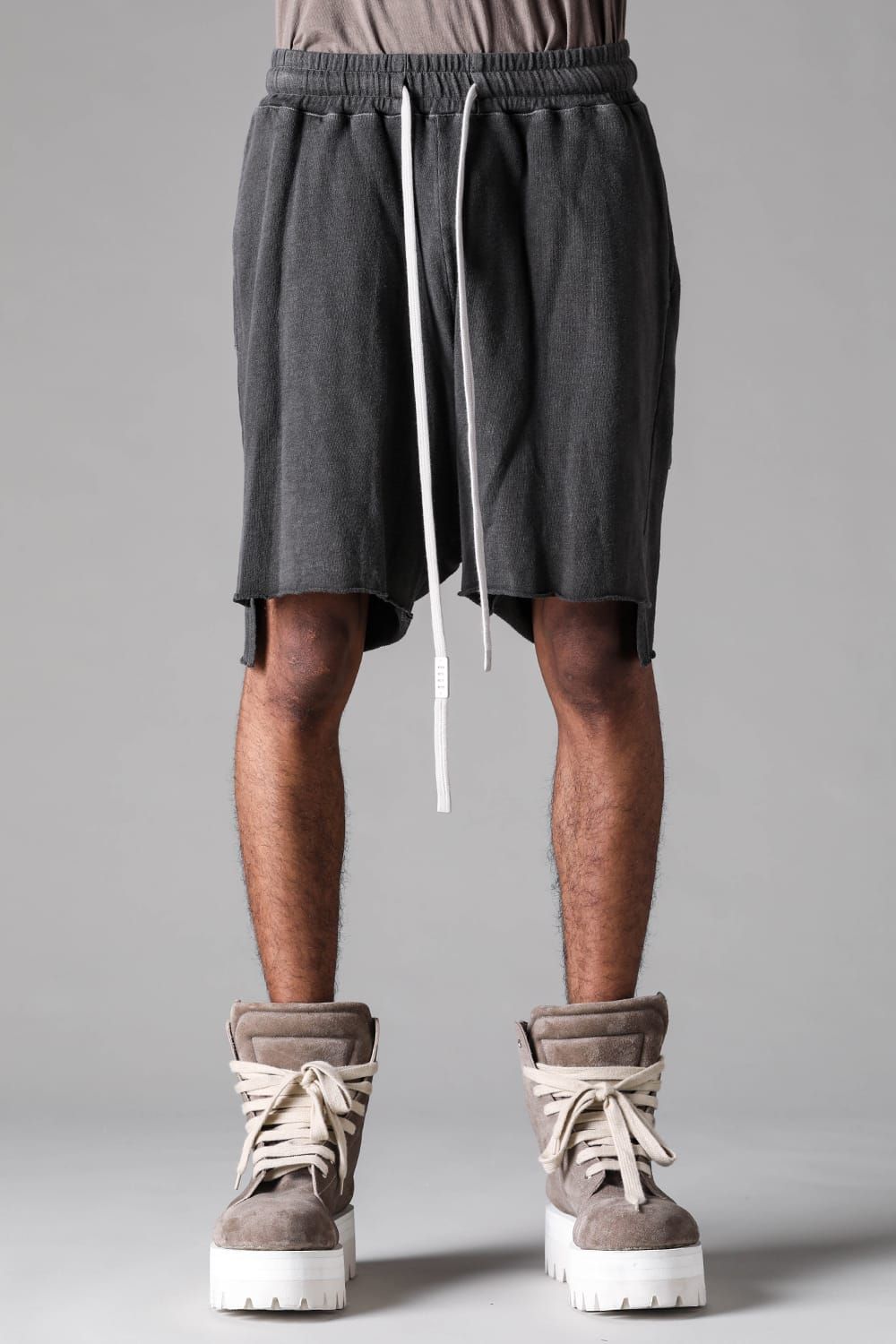 《2027SS先行予約》Sumi Dyed Lightweight French Terry Side Slit Shorts"L.Grey / D.Grey" / 墨染ミニ裏毛サイドスリットショーツ"ライトグレー / ダークグレー"