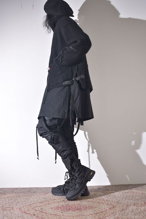 冬のニットジャケットスタイル