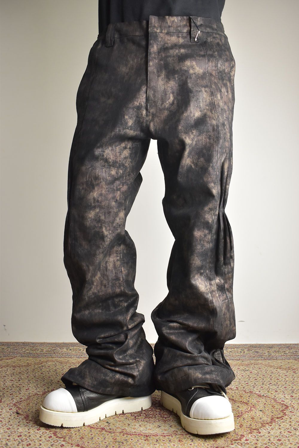 《2025AW先行予約》Metal Steam Camouflage Side Pin Tuck Boots Cut"Black × Beige" / メタルスチームカモフラージュ サイドピンタックブーツカット"ブラック×ベージュ"