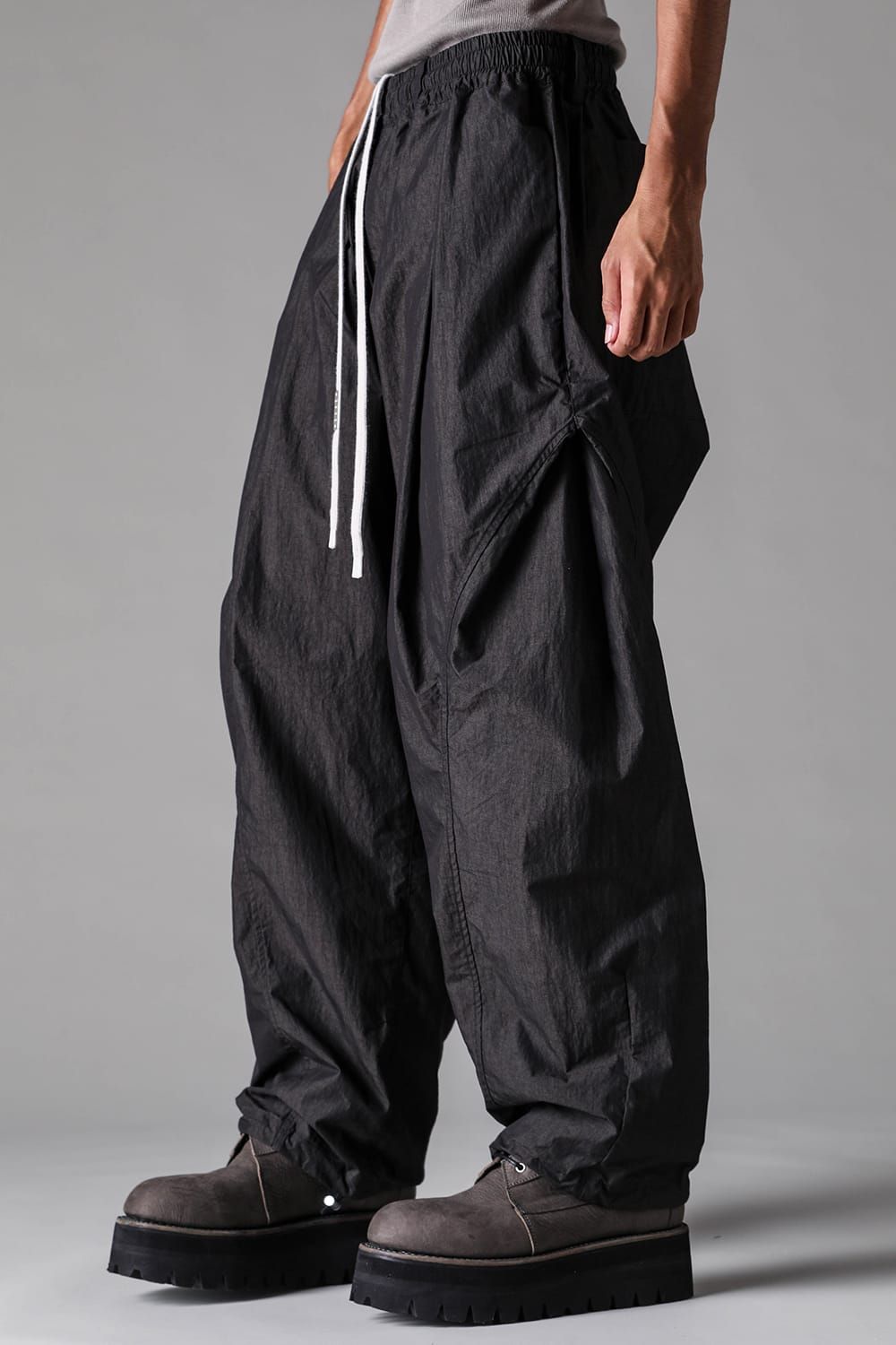 《2027SS先行予約》Cotton Nylon Side Tuck Tapared Pants"Black" / コットンナイロンサイドタックテーパードパンツ"ブラック"