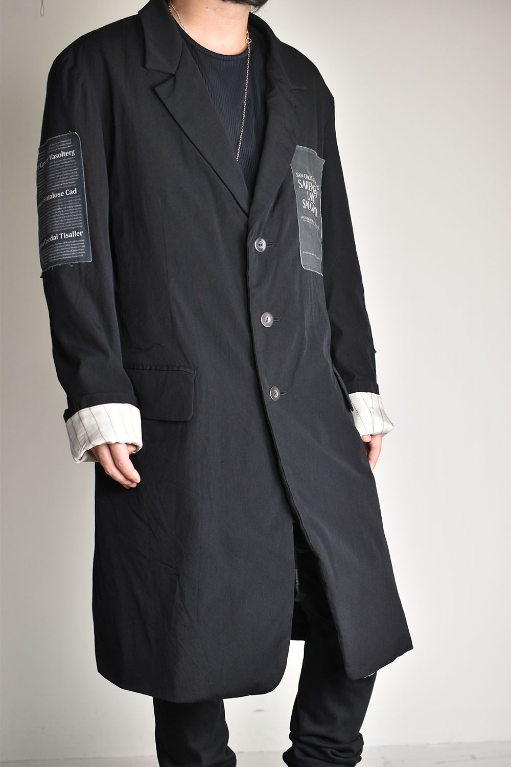 OVERSIZED LONG JACKET w/PRINTED PATCHES"Black"/プリントパッチオーバーサイズロングジャケット"ブラック"