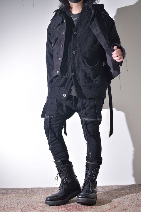 プラスカーディガンで冬仕様