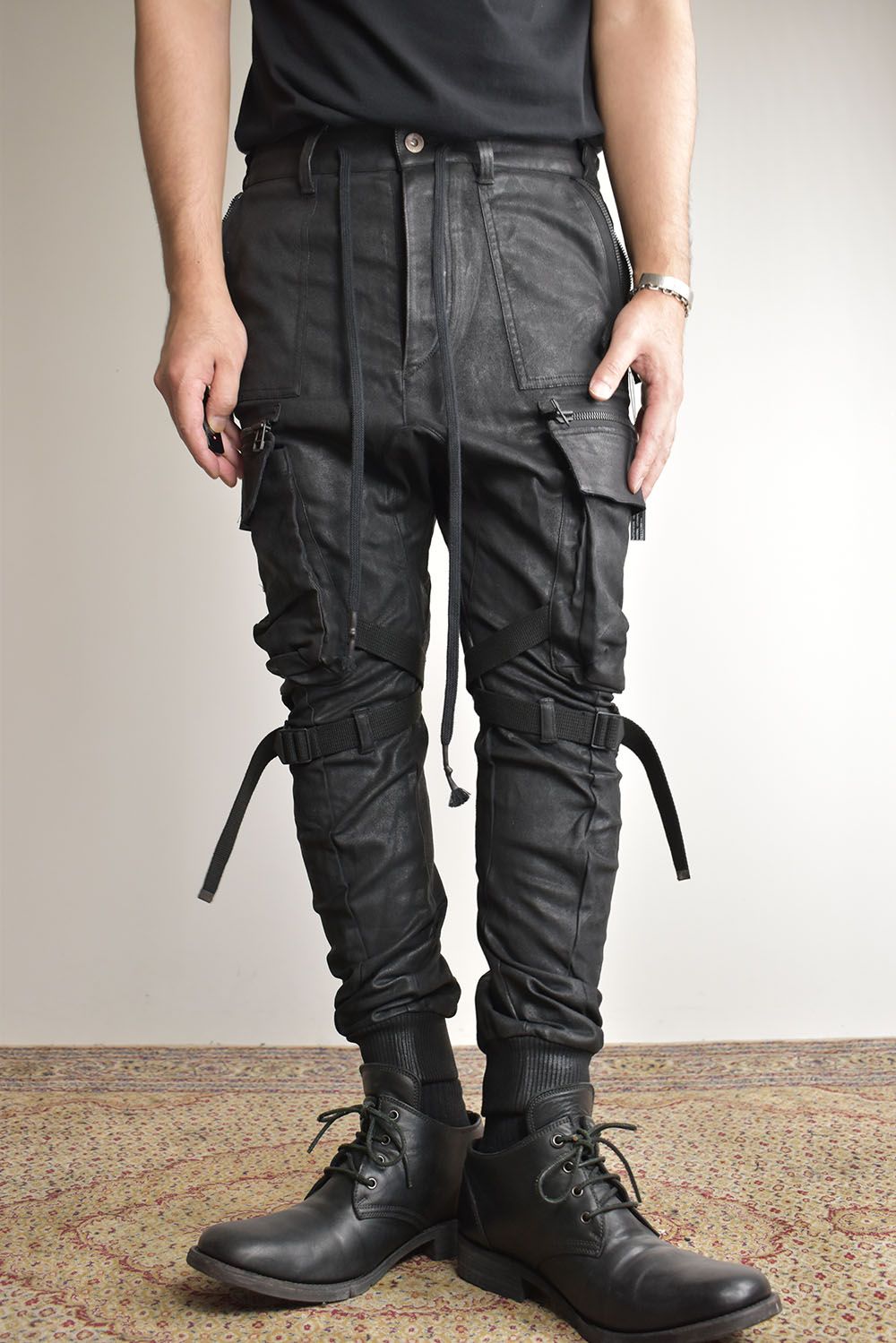 Product-Coated Jersey-Like Denim Cargo Jog Pants"Black" / 製品コーティングジャージーライクデニムカーゴジョグパンツ"ブラック"