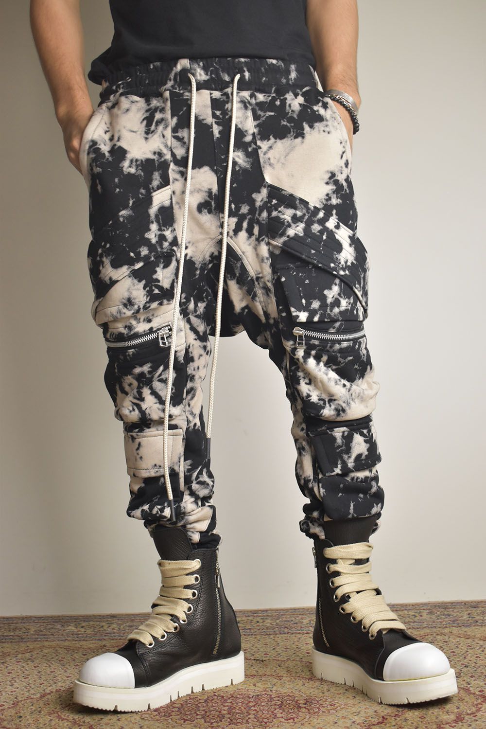 Discharge Pinting Belt Cargo Sarouel Jogger"Black×Ivory" /ディスチャージプリントベルトカーゴサルエルジョガー"ブラック×アイボリー"