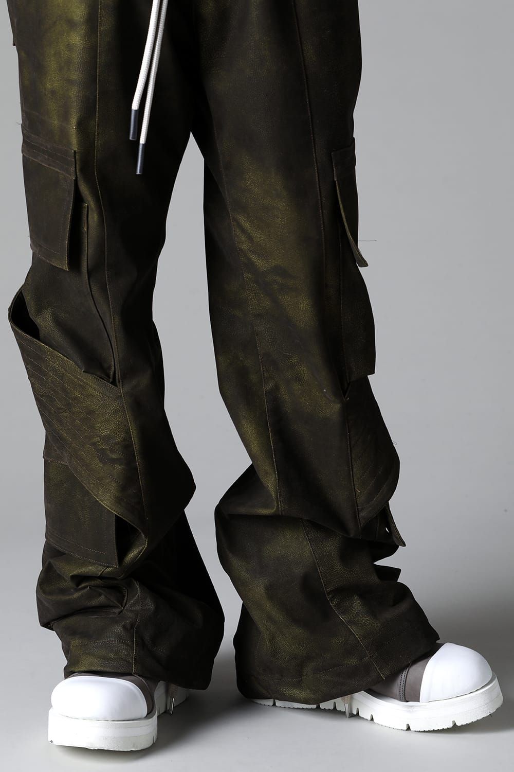 《2025AW先行予約》Synthetic Leather Belt Cargo Boots Cut"Black / Khaki" / シンセティックレザーベルトカーゴブーツカット"ブラック/カーキ"