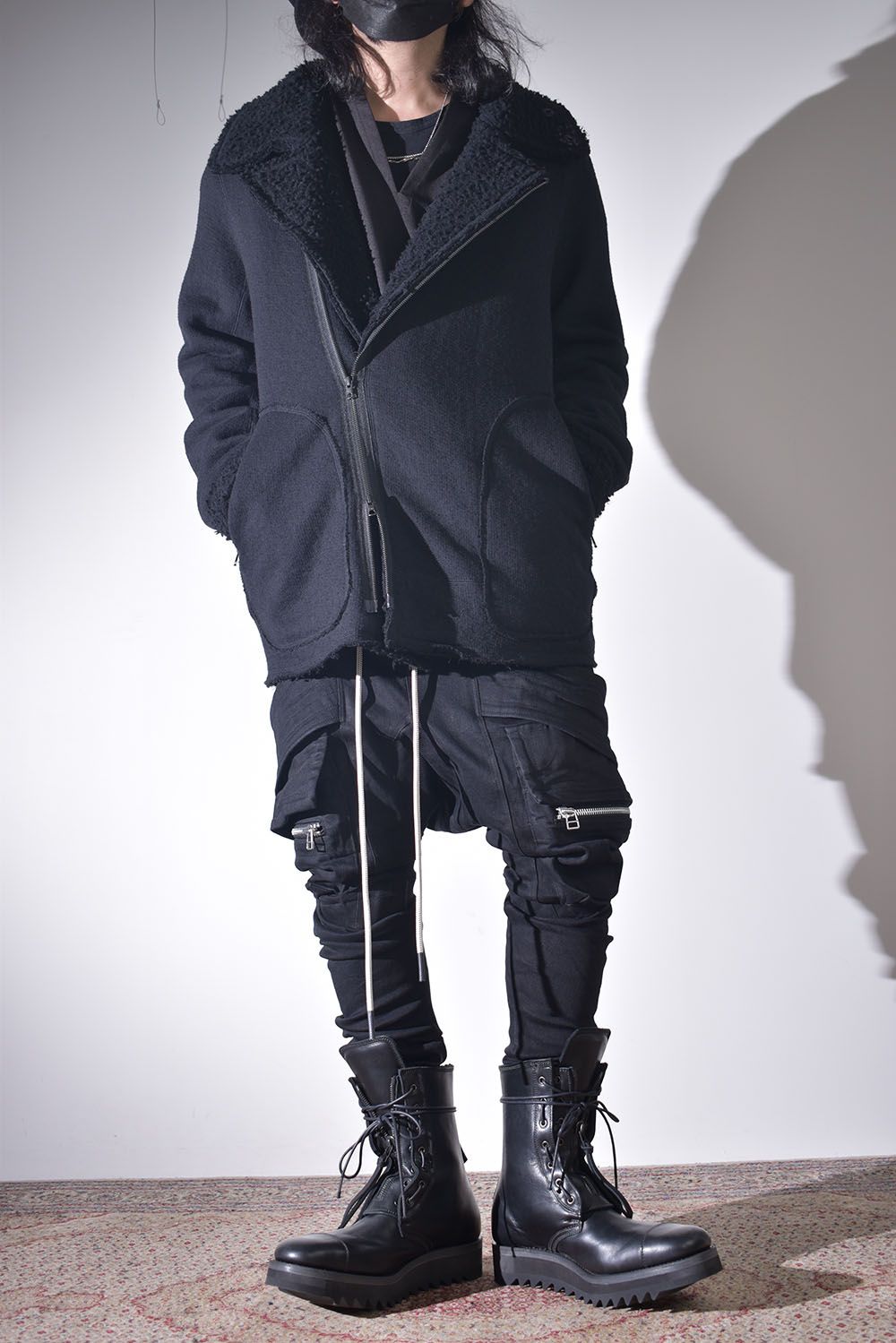 ライトな着心地で暖かく