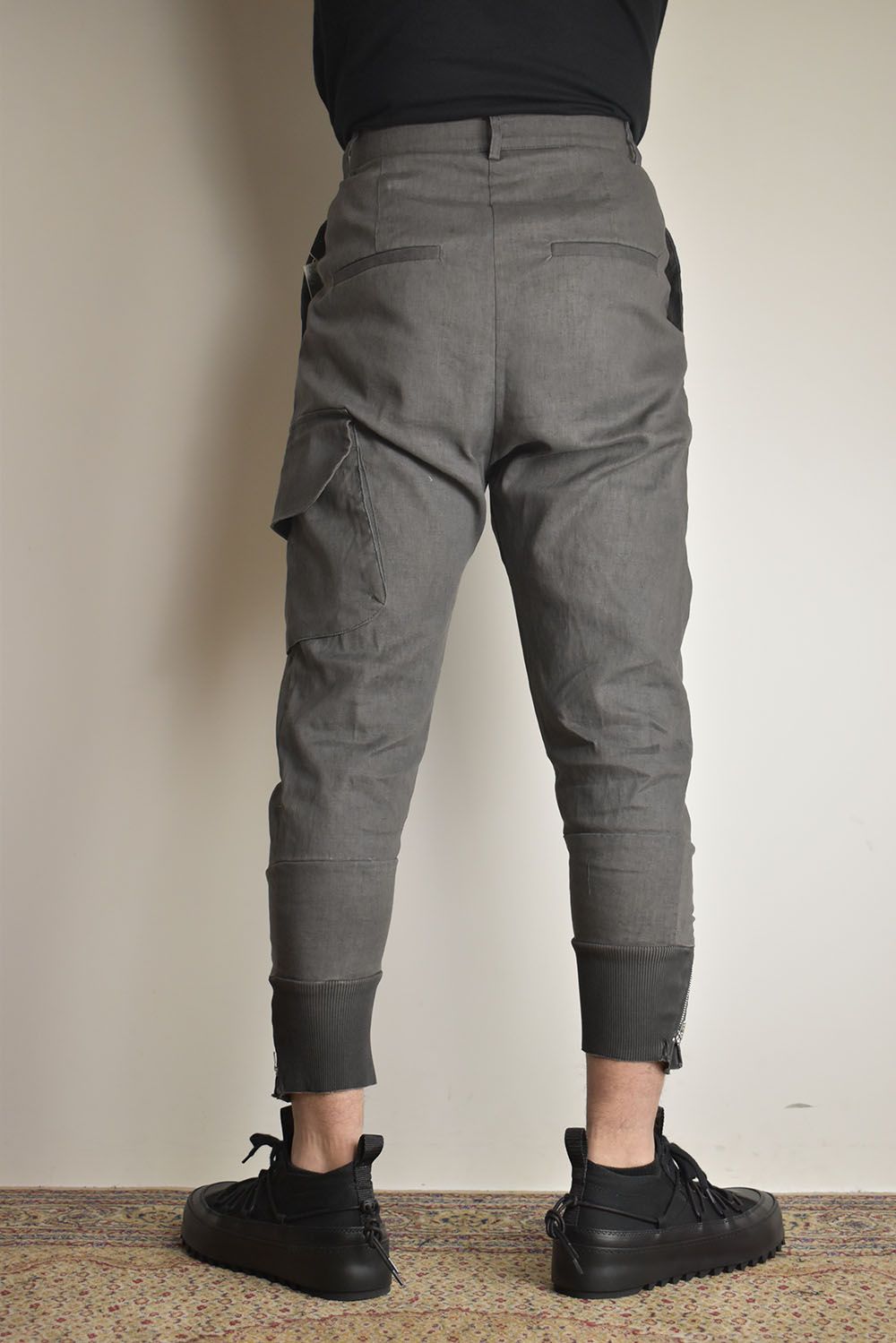 Asymmetrical Cargo Pants"Charcoal Grey" / アシンメトリーカーゴパンツ"チャコールグレー"