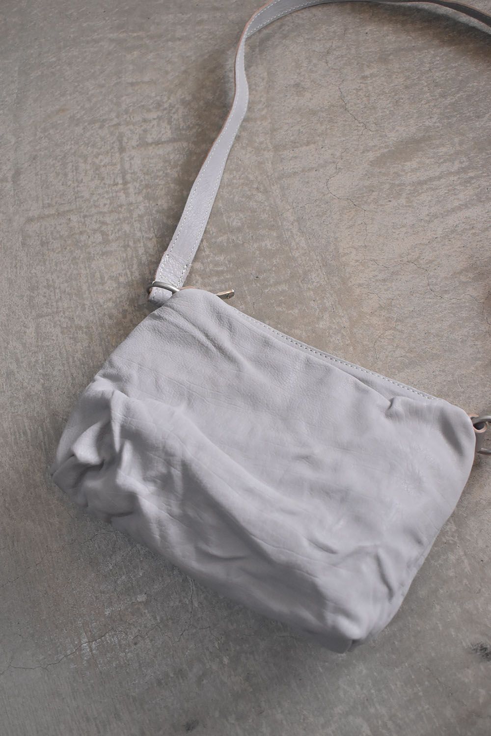 Japan Calf Product Wash Rider's Succotch"White" / ジャパンカーフ製品洗いライダースサコッシュ"ホワイト"