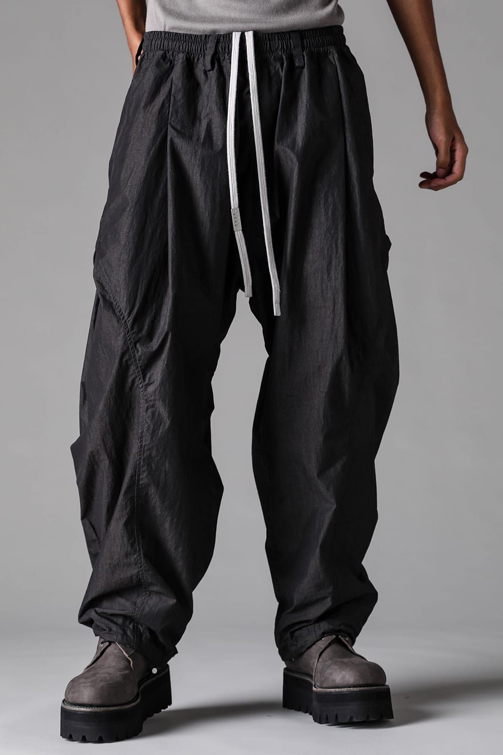 《2027SS先行予約》Cotton Nylon Side Tuck Tapared Pants"Black" / コットンナイロンサイドタックテーパードパンツ"ブラック"
