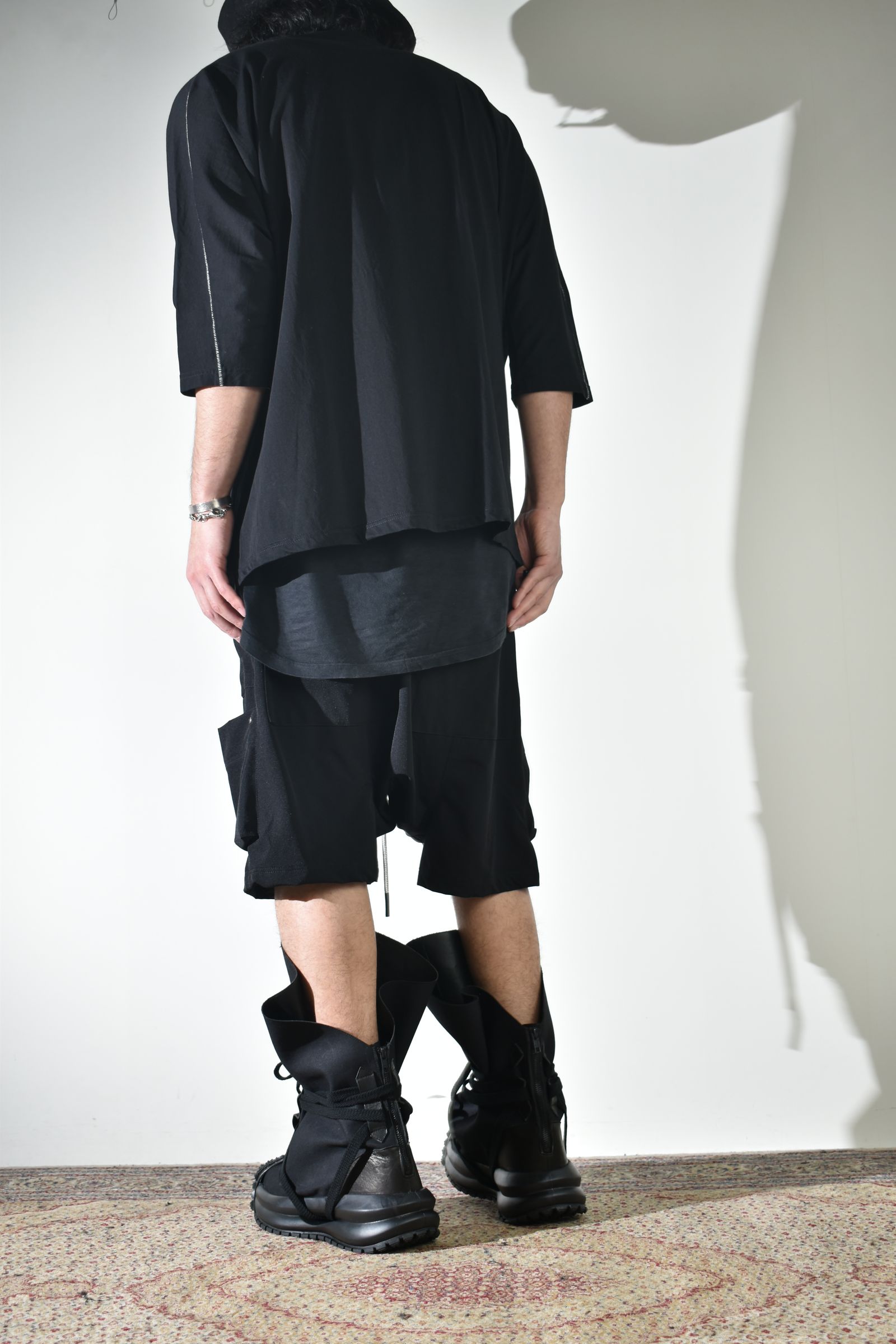 2Wayで着られる着用シーズンの長いスウェット