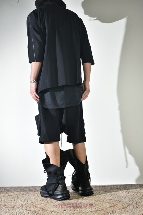 2Wayで着られる着用シーズンの長いスウェット