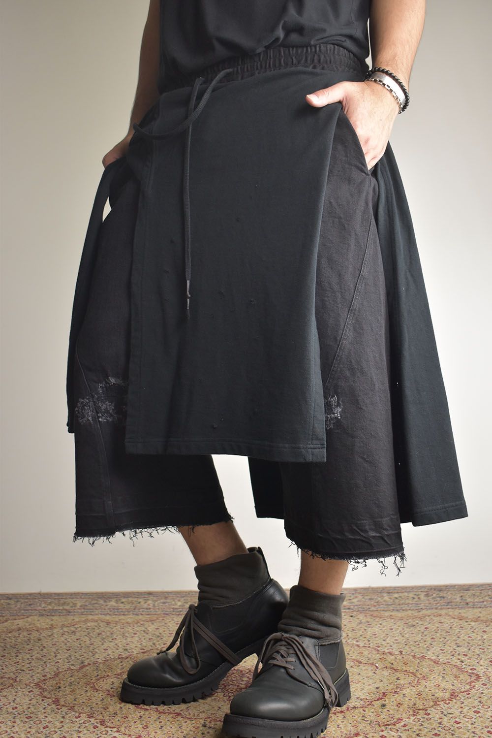 Stretch Denim Distressed Apron Wide Cropped Pants "Black" / ストレッチデニムダメージエプロンワイドクロップドパンツ"ブラック"
