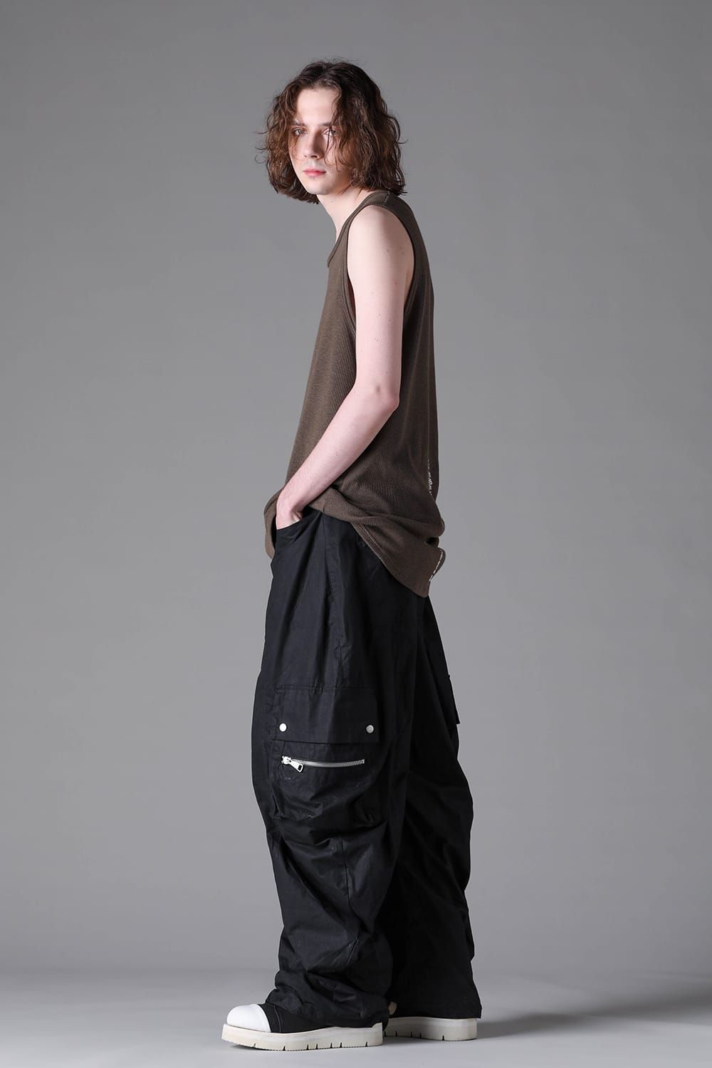 《2026AW先行予約》Back Printed Waffle Jersey Long Tank Top"Black / D.Grey / Ivory /Khaki"バックプリントワッフルジャージーロングタンクトップ"ブラック/ダークグレー/アイボリー/カーキ"