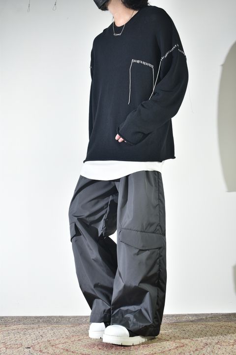 新鮮な履き心地のトラウザーで