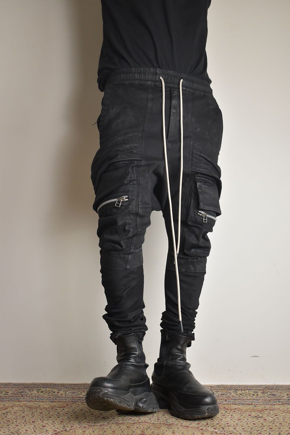 《2025AW先行予約》Denim Coating Cargo Sarouel Skinny"Black" / デニムコーティングカーゴサルエルスキニー"ブラック"