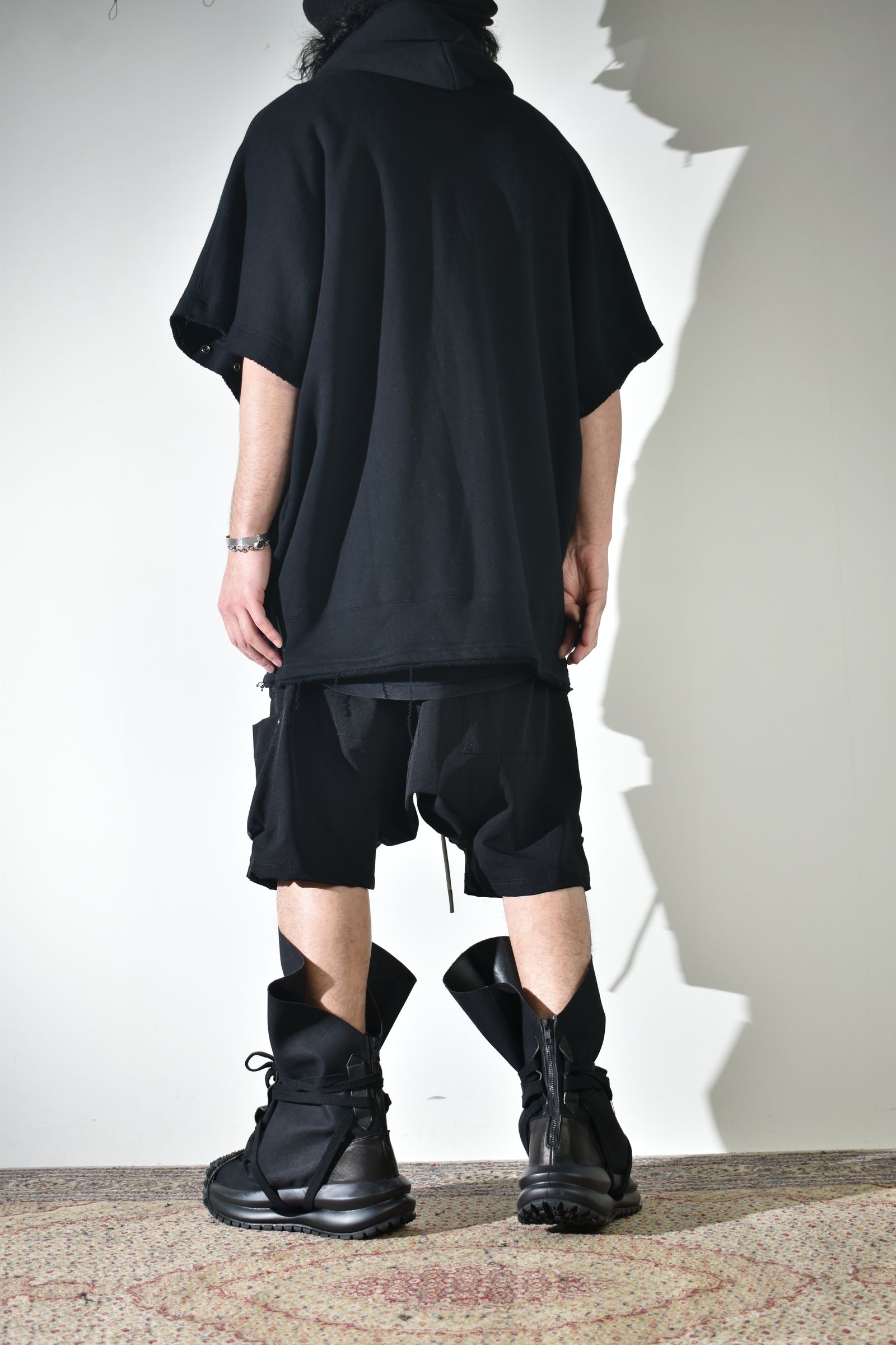 2Wayで着られる着用シーズンの長いスウェット