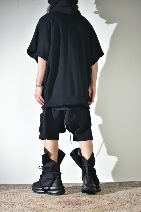 2Wayで着られる着用シーズンの長いスウェット