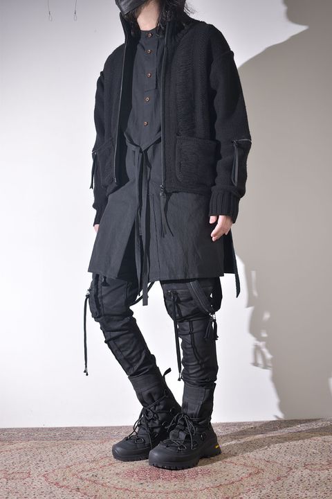 冬のニットジャケットスタイル