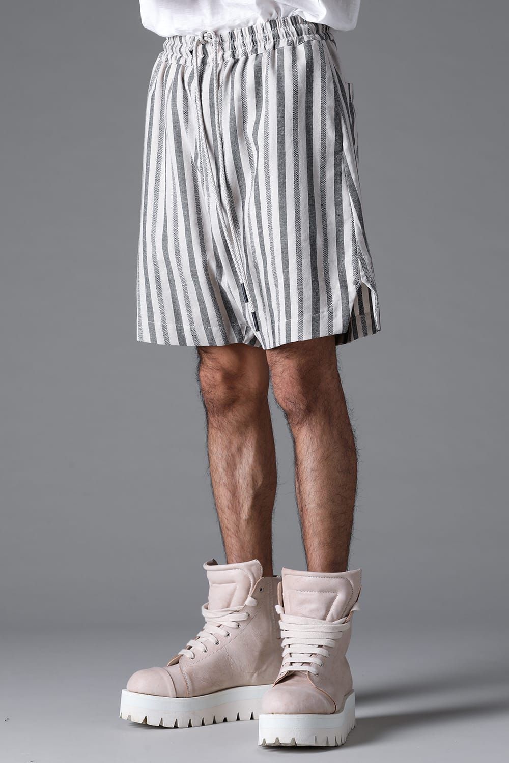 《2026SS先行予約》Vertical Stripes Shorts"Cream×L.Grey" / バーティカルストライプショーツ"クリーム×グレー"