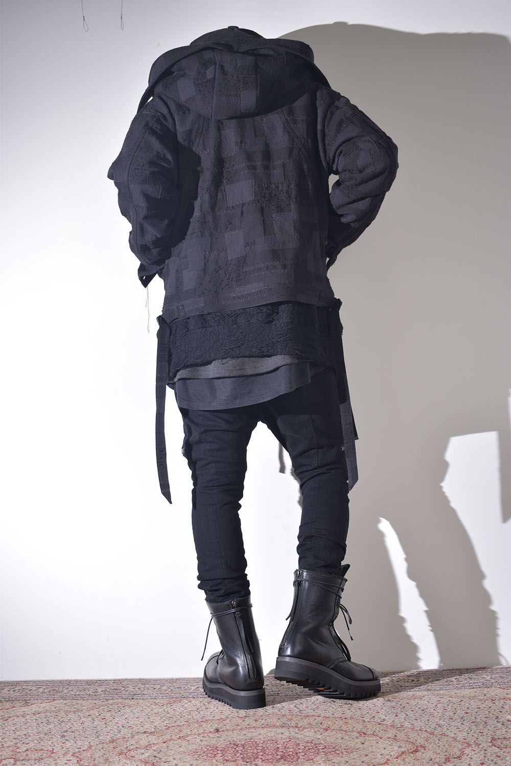 プラスカーディガンで冬仕様