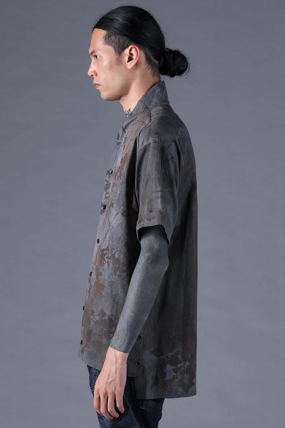 《2027SS先行予約分》Inkjet-Printed Shawl-Collar S/S Shirt "Charcoal" / インクジェットプリントショールカラーショートスリーブシャツ"チャコール"