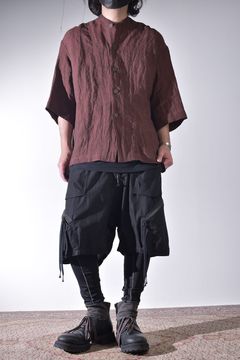 シーズンを意識した生地感で