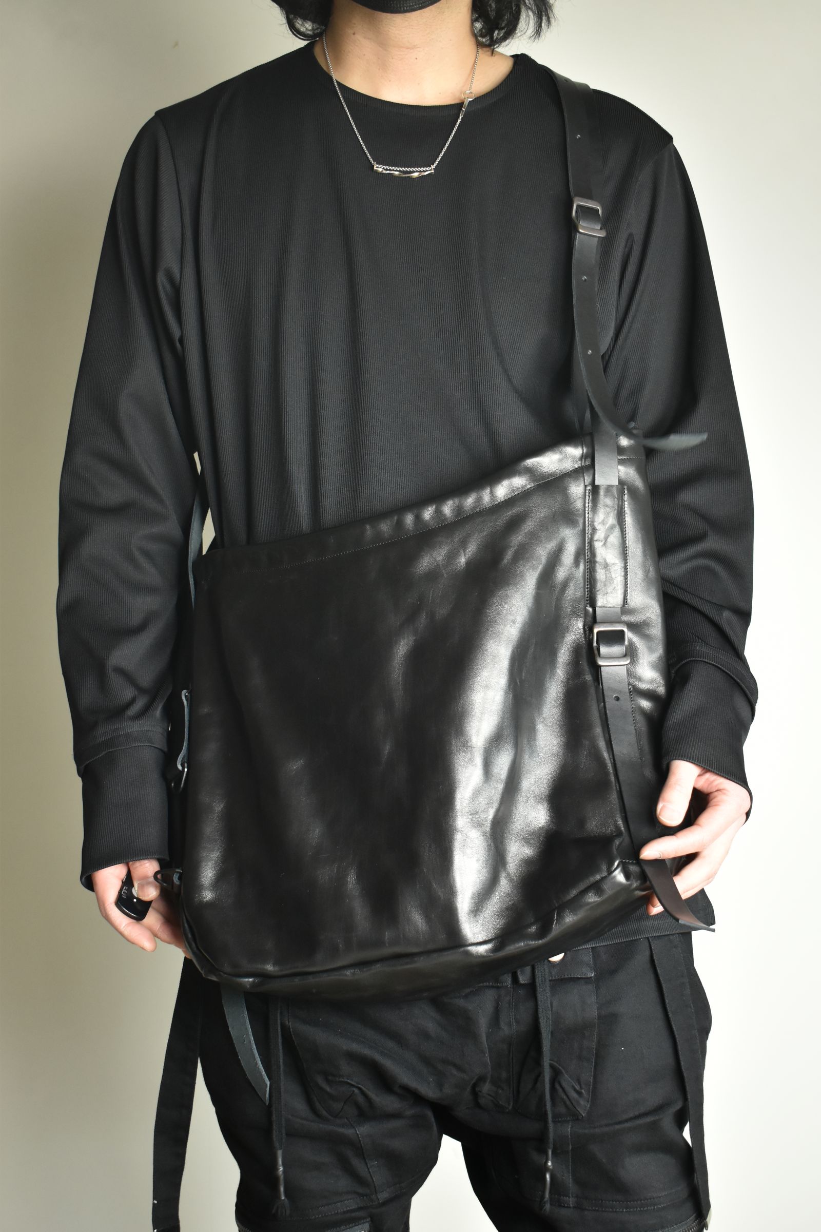 Horse Leather Shoulder Bag"Black" / ホースレザーショルダーバッグ"ブラック"