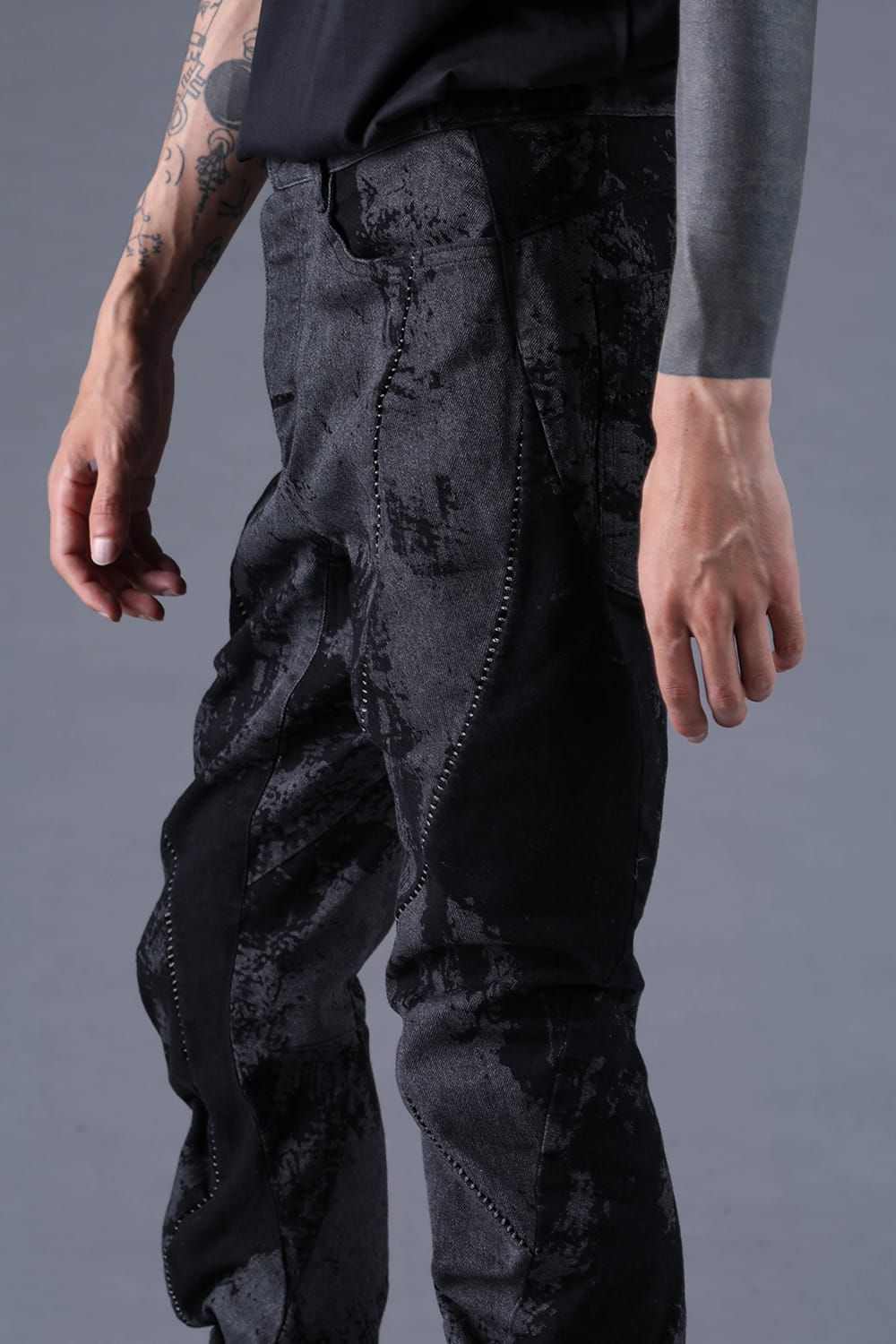 《2027SS先行予約分》Brushed-Coated Twist Curve Pants"Black" / ブラッシュコーティングツイストカーブパンツ"ブラック"