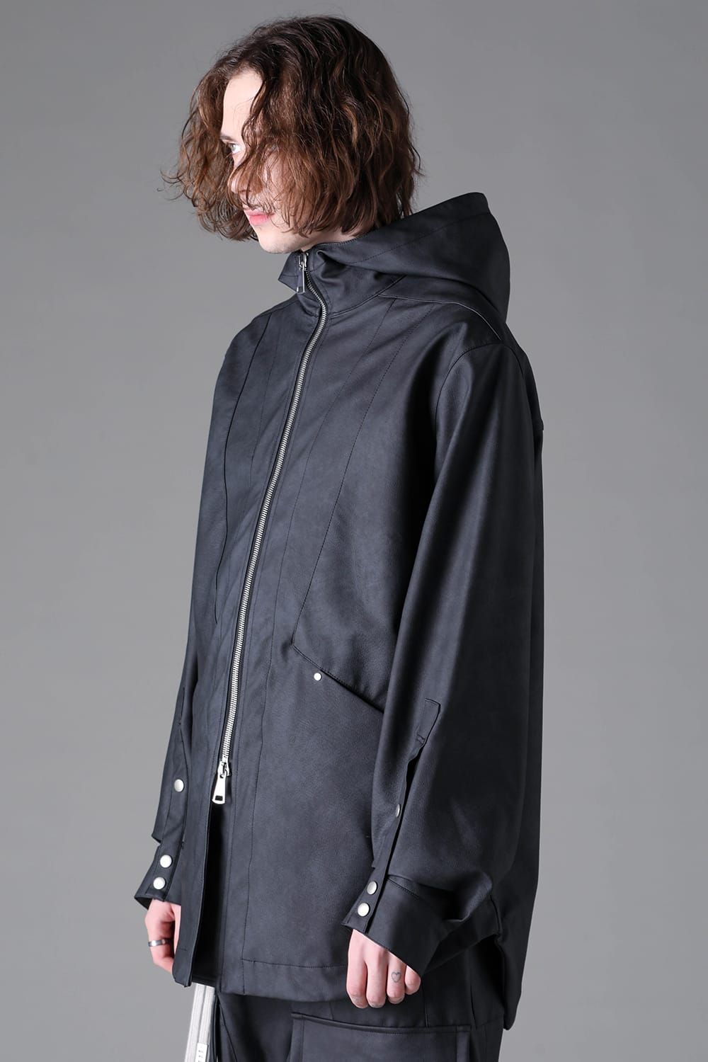 《2026AW先行予約》Vegan Leather Hoodie Blouson"Smoke Black" / ヴィーガンレザーフーディブルゾン"ブラック"