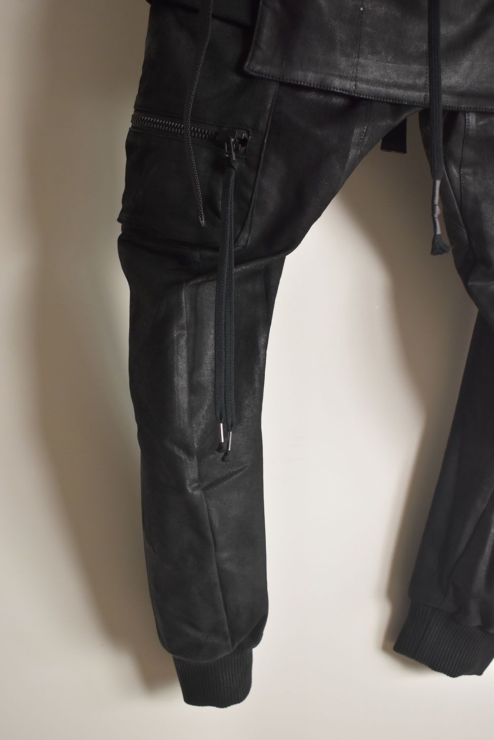 Product Coating Bag Attached Cargo Jogging Pants"Black" / 製品コーティングバッグアタッチドカーゴジョグパンツ"ブラック"