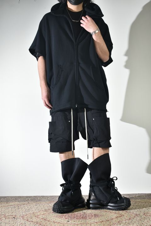 2Wayで着られる着用シーズンの長いスウェット