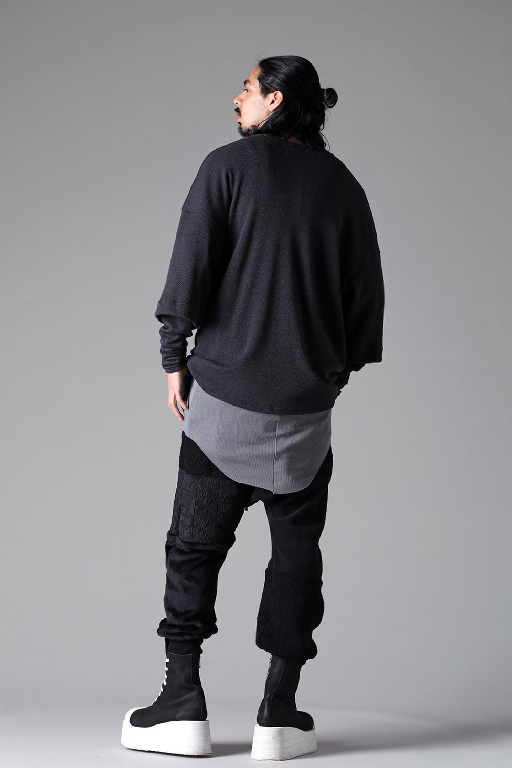 《2025AW先行予約》Layered Crew Neck Top"Black / Beige /Khaki /Grey /D.Grey" / レイヤードクルーネックトップ"ブラック/ベージュ/カーキ/グレー/ダークグレー"