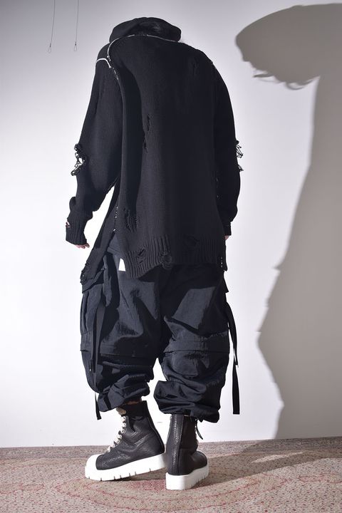 春ニットの最有力