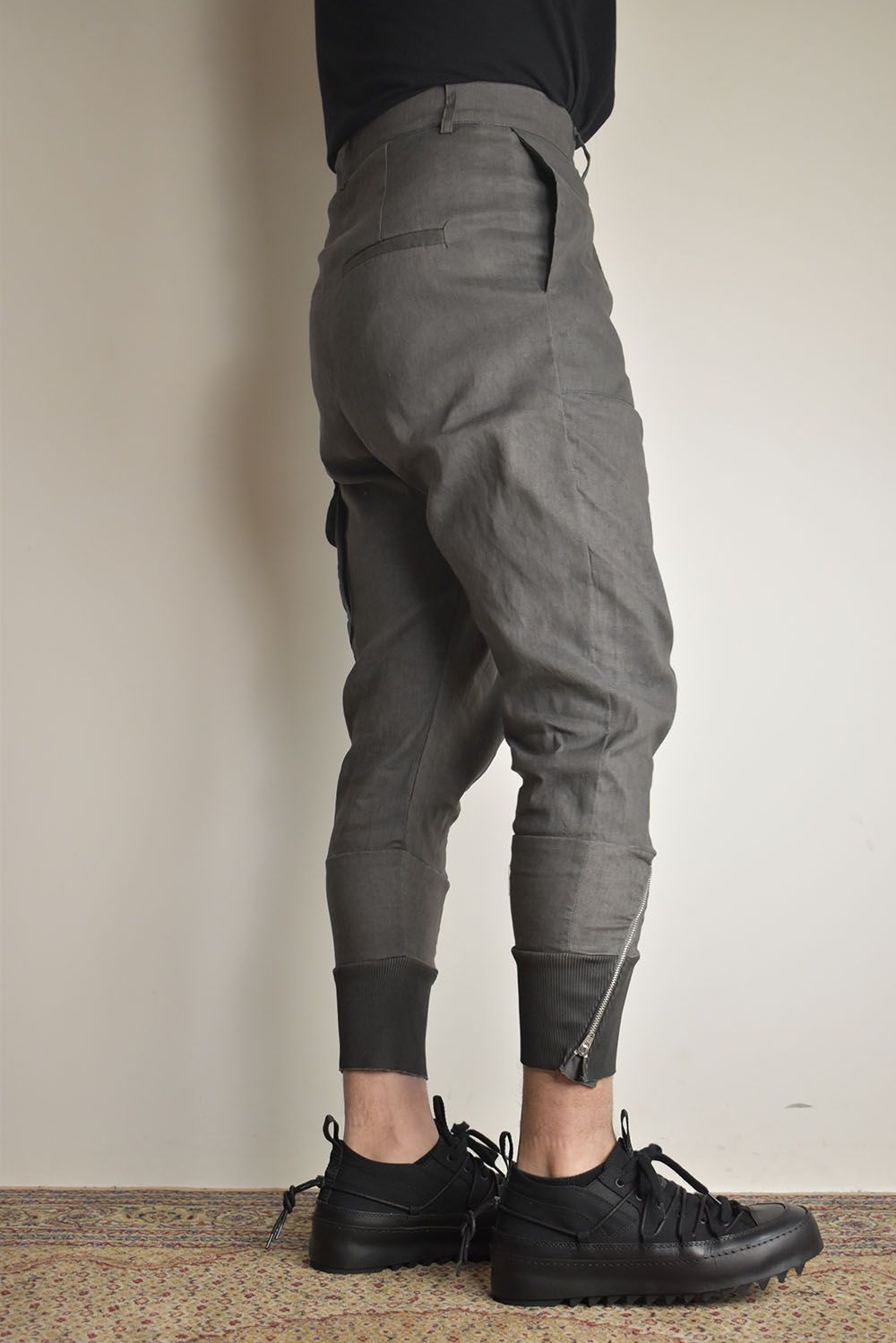 Asymmetrical Cargo Pants"Charcoal Grey" / アシンメトリーカーゴパンツ"チャコールグレー"