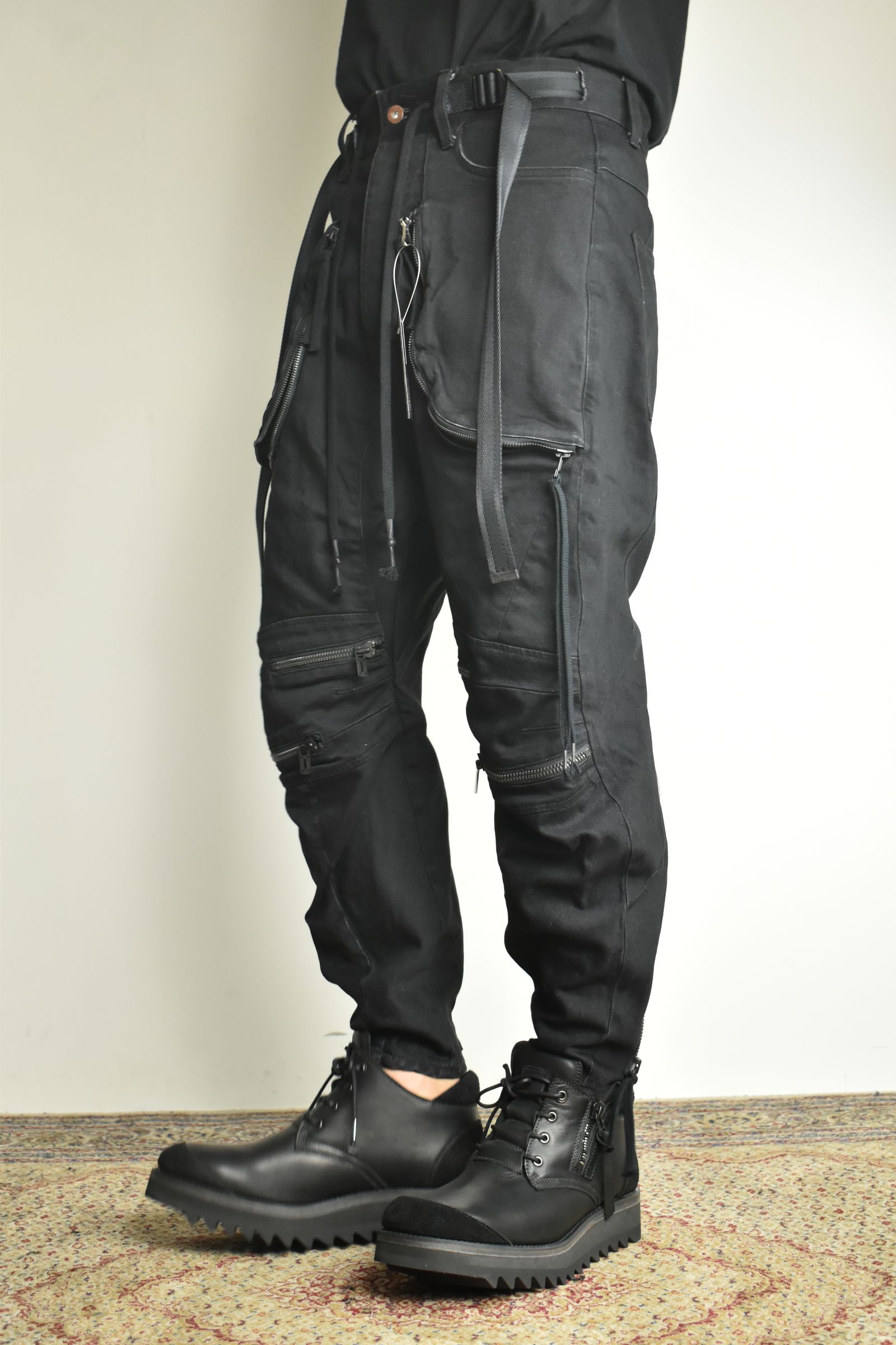 Stretch Denim Knee-Open Cropped Pants"Black" / ストレッチデニムニーオープンクロップドパンツ"ブラック"