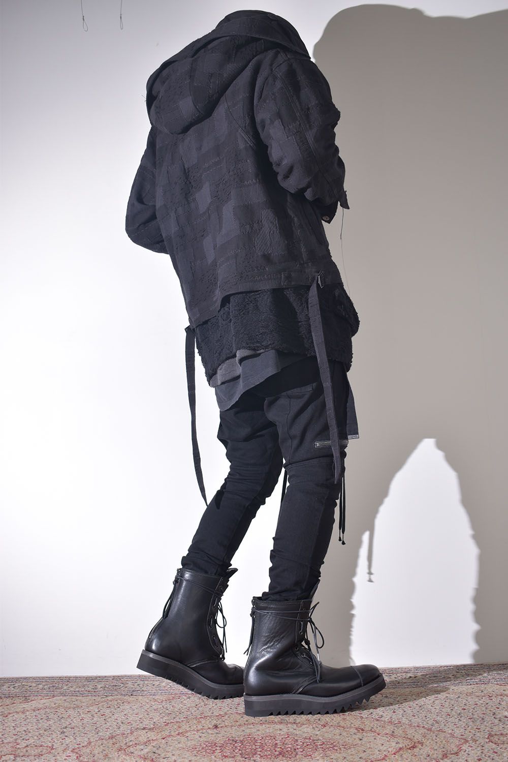 プラスカーディガンで冬仕様