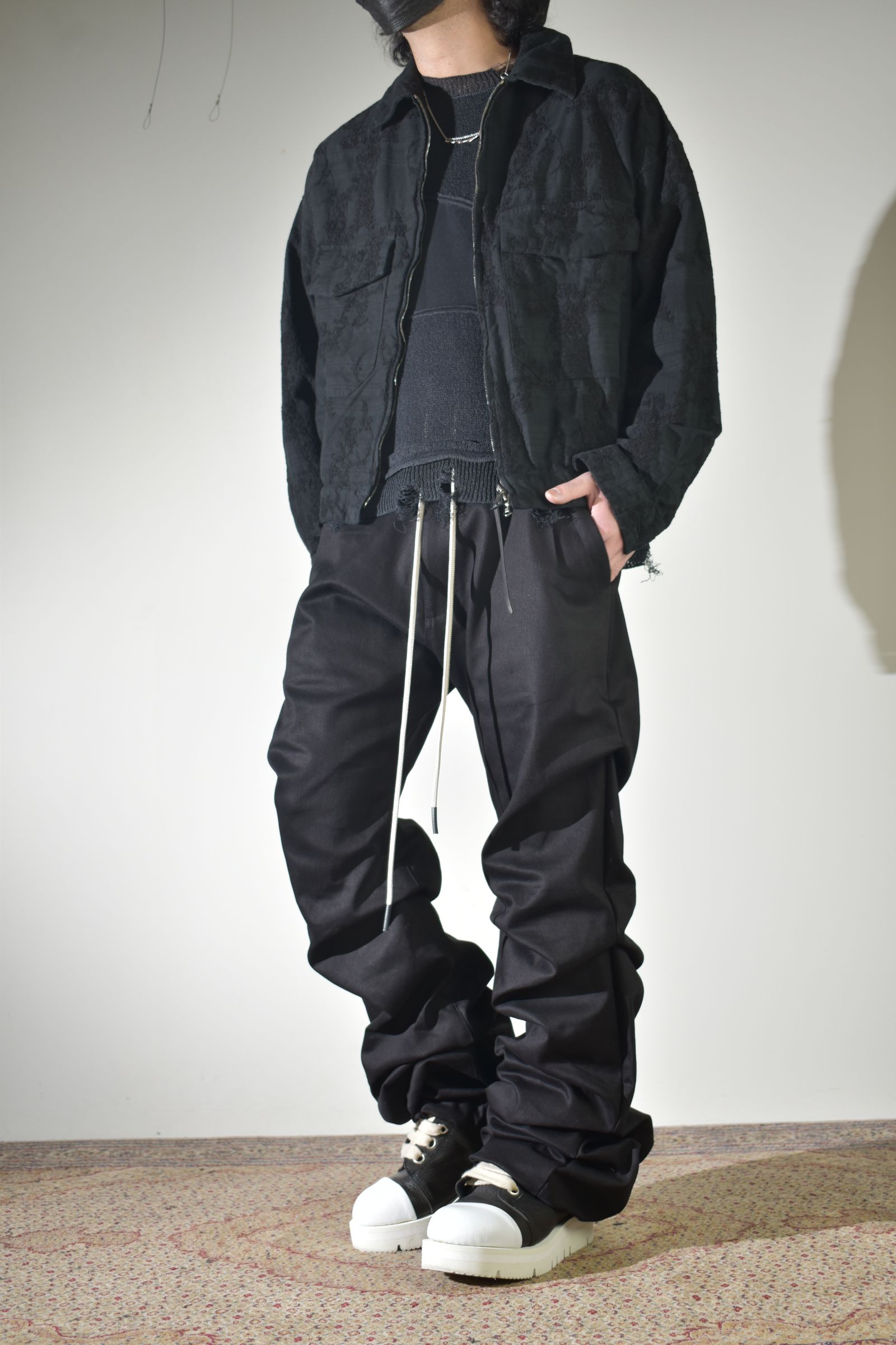 ブーツカット、早くもラス1