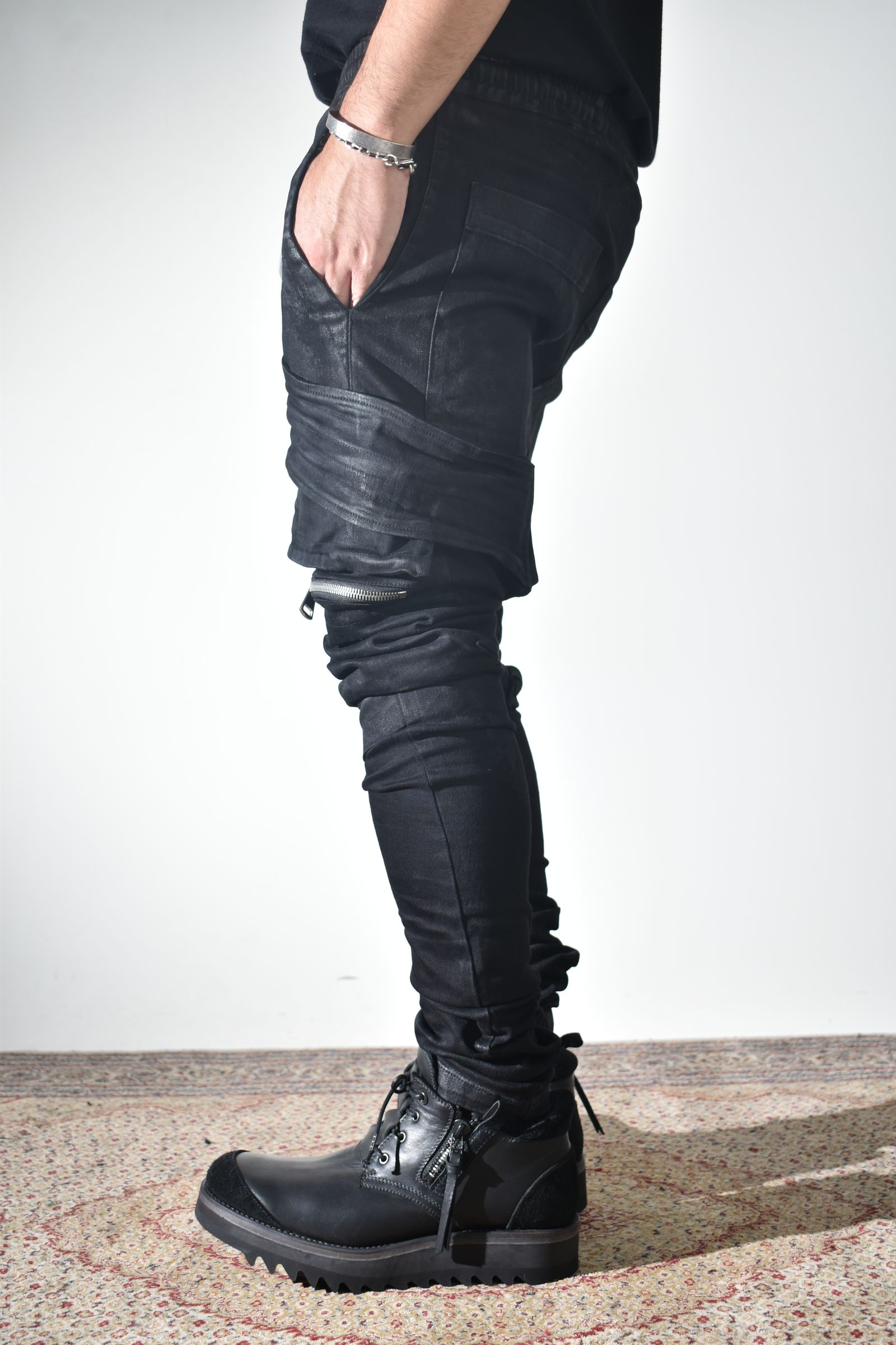 Strtch Denim Coatiing Cargo Sarouel Skinny"Black" / ストレッチデニムコーティングカーゴサルエルスキニー"ブラック"