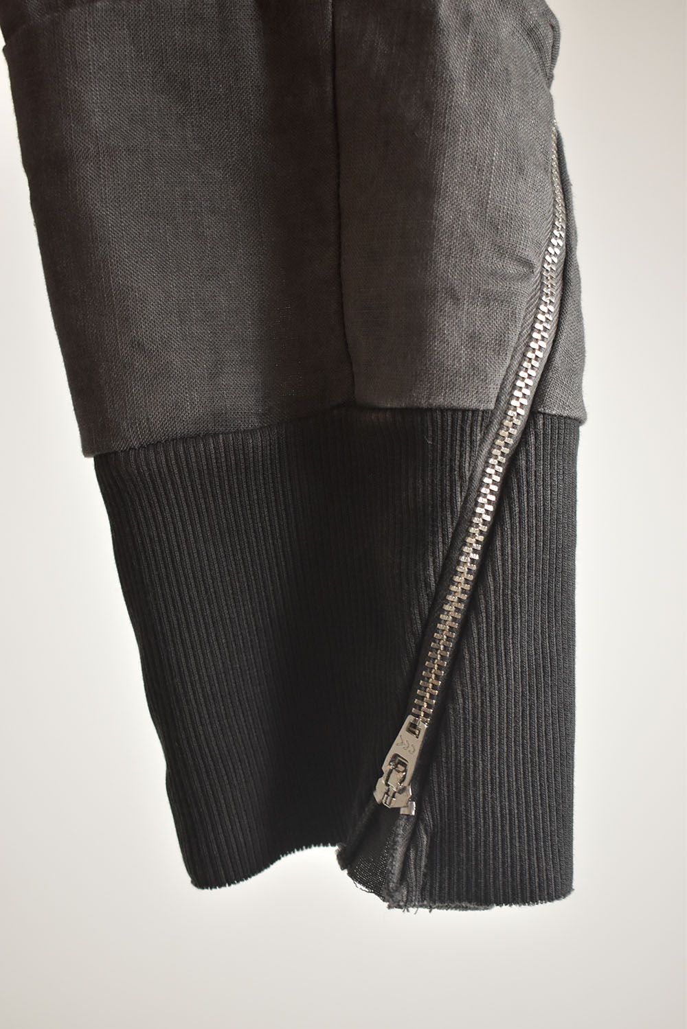 Asymmetrical Cargo Pants"Charcoal Grey" / アシンメトリーカーゴパンツ"チャコールグレー"