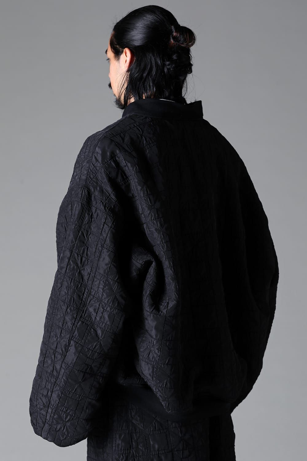 《2025AW先行予約》Geometry Jumbo Hooded MA-1 Blouson"Black" / ジオメトリージャンボフーデッドMA-1ブルゾン"ブラック"