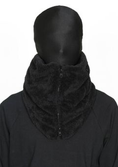 COVERED NECK WARMER.