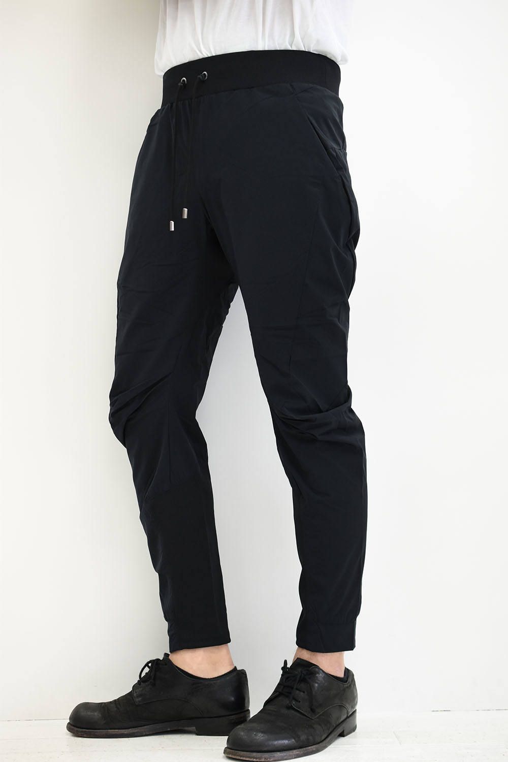 《ラスト1点!!》VELOCITY 3D TRACK PANTS.