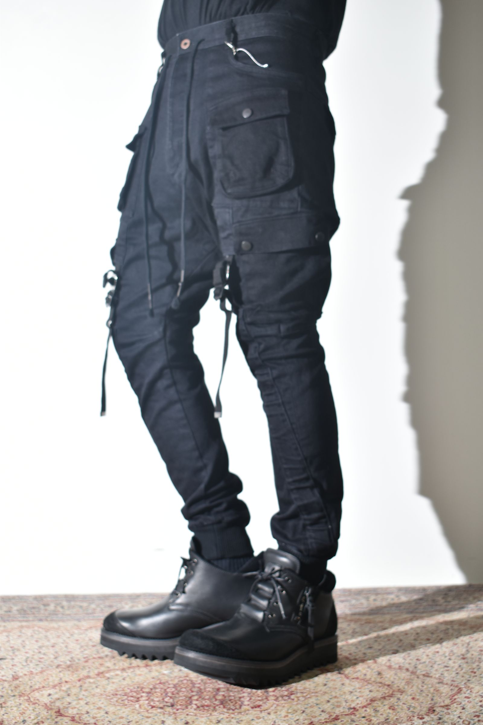 Stretch Denim Belt-Adjustable Cargo Jogger Pants"Black" / ストレッチデニムベルトアジャストカーゴジョグパンツ"ブラック"