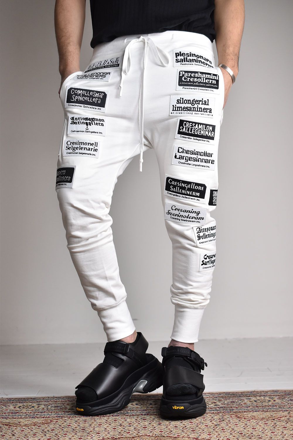 Slim Sweat Pants With Multi Patches"Off White"/スリムスウェットパンツウィズマルチパッチズ"オフホワイト"