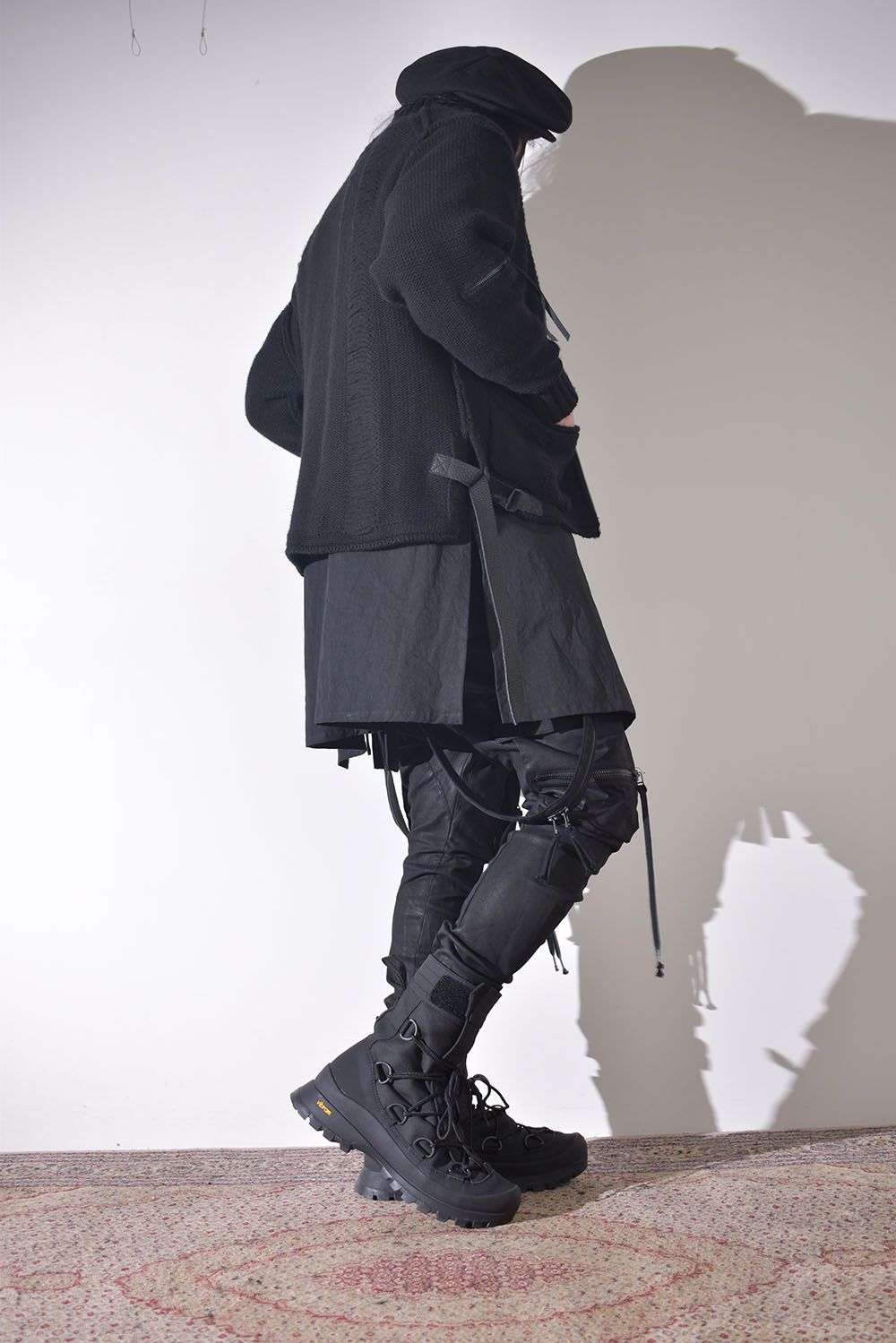 冬のニットジャケットスタイル