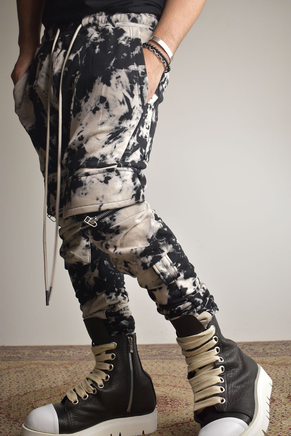 Discharge Pinting Cargo Sarouel Skinny"Black×Ivory" /ディスチャージプリントカーゴサルエルスキニー"ブラック×アイボリー"