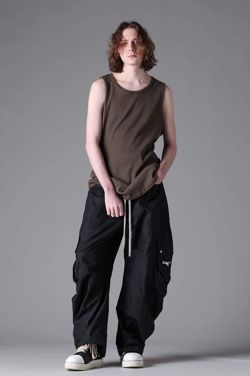 《2026AW先行予約》Back Printed Waffle Jersey Long Tank Top"Black / D.Grey / Ivory /Khaki"バックプリントワッフルジャージーロングタンクトップ"ブラック/ダークグレー/アイボリー/カーキ"